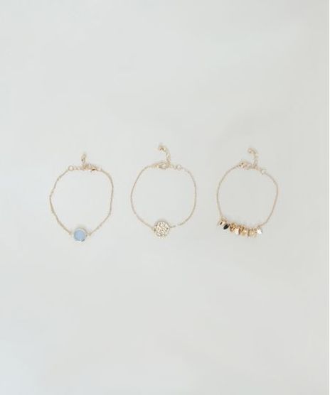 Kit-de-3-Pulseiras-Femininas-com-Folhas-e-Medalha-Dourado-Kit-de-3-Pulseiras-Femininas-com-Folhas-e-Medalha-Dourado_5