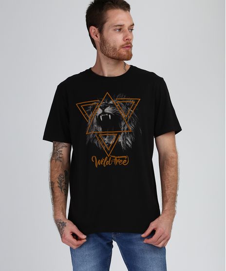 Camiseta-Masculina-Leao--Wild-and-Free--Manga-Curta-Gola-Careca-Preta-9946344-Preto_1