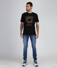 Camiseta-Masculina-Leao--Wild-and-Free--Manga-Curta-Gola-Careca-Preta-9946344-Preto_3