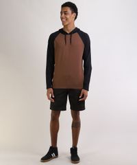 Camiseta-Masculina-Raglan-com-Capuz-Manga-Longa-Marrom-9826873-Marrom_3