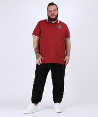 Polo-de-Piquet-Masculina-Plus-Size-Tradicional-com-Patch-Manga-Curta-Vermelha-9952431-Vermelho_3