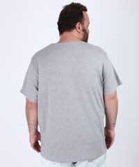 Camiseta-Masculina-Plus-Size-Brasao-Castelo-com-Bolso-Manga-Curta-Gola-Careca-Cinza-Mescla-9955105-Cinza_Mescla_2