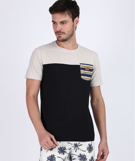 Camiseta-Masculina-com-Bolso-Listrado-Manga-Curta-Gola-Careca-Preta-9946634-Preto_1