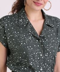 Camisa-Feminina-Estampada-Estrelas-com-Bolso-Manga-Curta-Verde-Escuro-9942341-Verde_Escuro_5