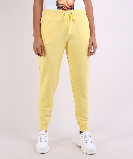 Calca-Feminina-em-Moletom-Jogger-Cintura-Media-com-Bolsos-Amarelo-Claro-9948942-Amarelo_Claro_1 Calca-Feminina-em-Moletom-Jogger-Cintura-Media-com-Bolsos-Amarelo-Claro-9948942-Amarelo_Claro_1