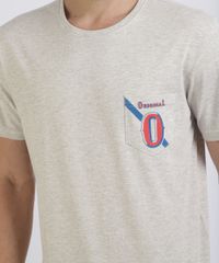 Camiseta-Masculina-Original-com-Bolso-Estampado-Manga-Curta-Gola-Careca-Off-White-9956471-Off_White_4