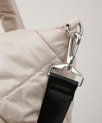 Bolsa-de-Ombro-Feminina-Shopper-em-Nylon-Grande-Puffer-Bege-Claro-9845466-Bege_Claro_5