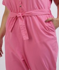 Macacao-Feminino-Plus-Size-Mindset-de-Sarja-Manga-Curta-com-Faixa-para-Amarrar-Rosa-9957646-Rosa_4
