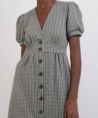 Vestido-Feminino-Midi-Estampado-Xadrez-com-Botoes-Manga-Curta-Bufante-Decote-V--Preto-9957169-Preto_4