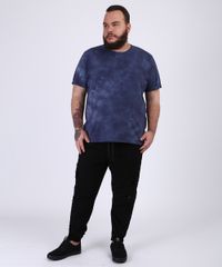 Camiseta-Masculina-Plus-Size-Estampado-Tie-Dye-Manga-Curta-Gola-Careca-Azul-Marinho-9953461-Azul_Marinho_3 Camiseta-Masculina-Plus-Size-Estampado-Tie-Dye-Manga-Curta-Gola-Careca-Azul-Marinho-9953461-Azul_Marinho_3