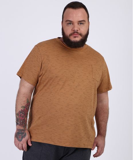 Camiseta-Masculina-Plus-Size-Flame-com-Bolso-Manga-Curta-Gola-Careca-Bege-Escuro-9956874-Bege_Escuro_1