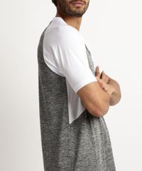 Camiseta-Masculina-Esporte-Ace-Recorte-com-Tela-Protecao-UV-50--Manga-Curta-e-Gola-Careca--Cinza-Mescla-9958499-Cinza_Mescla_4