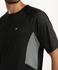 Camiseta-Masculina-Esporte-Ace-Recorte-com-Tela-Protecao-UV-50--Manga-Curta-e-Gola-Careca--Preta-9958500-Preto_4