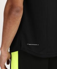 Camiseta-Masculina-Esporte-Ace-com-Bolso-de-Ziper-Funcional-e-Refletivos-Manga-Curta-Raglan-Gola-Careca--Preto-9959877-Preto_5