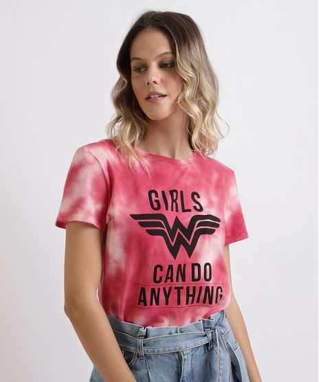 Blusa-Feminina-Mulher-Maravilha-Estampada-Tie-dye--Girls-Can-do-Anything--Manga-Curta-Decote-Redondo-Vermelha-9949182-Vermelho_1