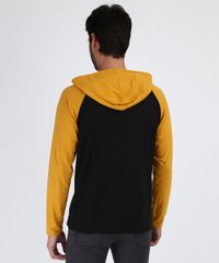 Camiseta-Masculina-com-Capuz-e-Manga-Raglan-Preto-9953398-Preto_2