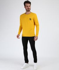 Camiseta-Masculina-Planeta-Terra-Manga-Longa-Gola-Careca-Amarela-9956887-Amarelo_3