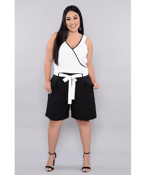 macacão branco plus size