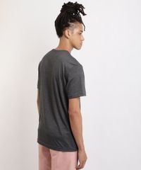 Camiseta-Masculina-Estampa-Etnica-com-Bolso-Manga-Curta-Gola-Careca-Cinza-9958779-Cinza_2