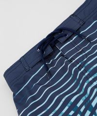 Bermuda-Infantil-Estampada-de-Folhagens-com-Listras-Azul-9954481-Azul_3