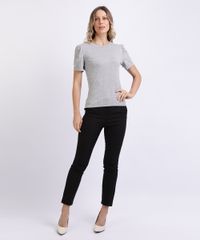 Blusa-Feminina-Canelada-Manga-Curta-com-Perolas-Decote-Redondo-Cinza-Mescla-9943239-Cinza_Mescla_3
