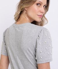 Blusa-Feminina-Canelada-Manga-Curta-com-Perolas-Decote-Redondo-Cinza-Mescla-9943239-Cinza_Mescla_4