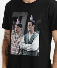 Camiseta-Masculina-Friends-Manga-Curta-Preta-9959843-Preto_2 Camiseta-Masculina-Friends-Manga-Curta-Preta-9959843-Preto_2