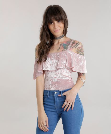Body-Open-Shoulder-com-Babado-em-Veludo-Molhado-Rose-8715700-Rose_1