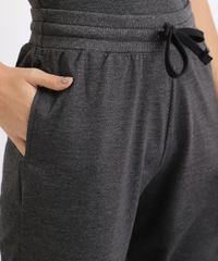 Calca-Feminina-Basica-Jogger-Cintura-Alta-com-Cordao-e-Bolsos-Chumbo-9941599-Chumbo_4