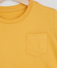 Camiseta-Infantil-Basica-com-Bolso-Manga-Curta-Mostarda-9961433-Mostarda_4