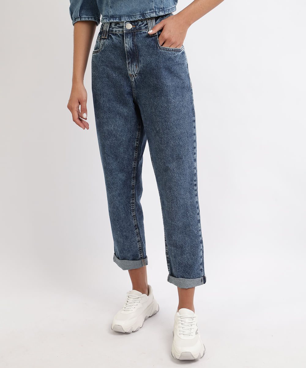 calça flare barra dobrada