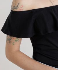 Blusa-Cropped-Ombro-a-Ombro-com-Babado-Preta-8706492-Preto_4