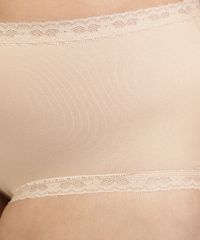Calcinha-Plus-Size-Calecon-Triumph-em-Algodao-com-Renda-Bege-1-9957912-Bege_1_3