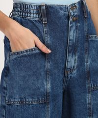 Calca-Jeans-Feminina-Jogger-Cintura-Alta-Marmorizada-com-Recortes-Azul-Medio-9960665-Azul_Medio_4 Calca-Jeans-Feminina-Jogger-Cintura-Alta-Marmorizada-com-Recortes-Azul-Medio-9960665-Azul_Medio_4