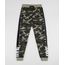 Calca-de-Moletom-Juvenil--NYC--Estampado-Camuflado-com-Bolsos-e-Recortes-Verde-Militar-9953596-Verde_Militar_1