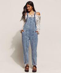 Macacao-Jeans-Feminino-Baggy-Marmorizado-com-Recortes-e-Bolsos-Azul-Claro-9960260-Azul_Claro_3