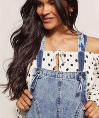 Macacao-Jeans-Feminino-Baggy-Marmorizado-com-Recortes-e-Bolsos-Azul-Claro-9960260-Azul_Claro_5