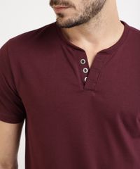 Camiseta-Masculina-Basica-Manga-Curta-Gola-V-com-Botoes-Vinho-9652148-Vinho_4