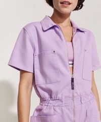 Macaquinho-Feminino-em-Sarja-Pantone-com-Bolsos-e-Ziper-Manga-Curta-Lilas-9958764-Lilas_6