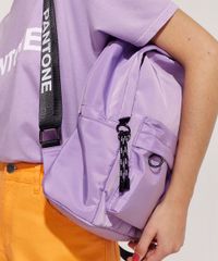 Mochila-Feminina-Pantone-com-Bolsos-Lilas-9945762-Lilas_2