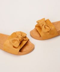 Chinelo-Feminino-Moleca-Slide-com-Suede-e-Laco-Mostarda-9961459-Mostarda_5