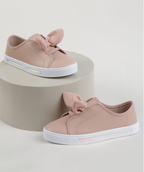 tenis rosa com laço