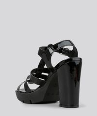 Sandalia-Meia-Pata-Tratorada-em-Verniz-Preta-8738440-Preto_3