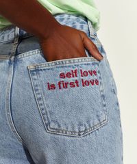 Calca-Jeans-Feminina-Mindset-Obvious-Wide-Reta-Cintura-Super-Alta-com-Bordado--Self-Love--Azul-Claro-9972969-Azul_Claro_4