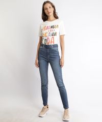 Blusa-Feminina--A-Rainha-da-Cocada-Toda--Manga-Curta-Off-White-9944702-Off_White_3