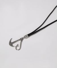 Colar-Masculino-com-Pingentes-de-Ancora-e-Gancho-Preto-9971106-Preto_3