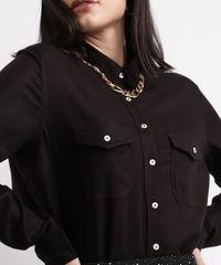 Camisa-Feminina-Ampla-com-Bolsos-e-Martingale-Manga-Longa-Preta-9896329-Preto_4