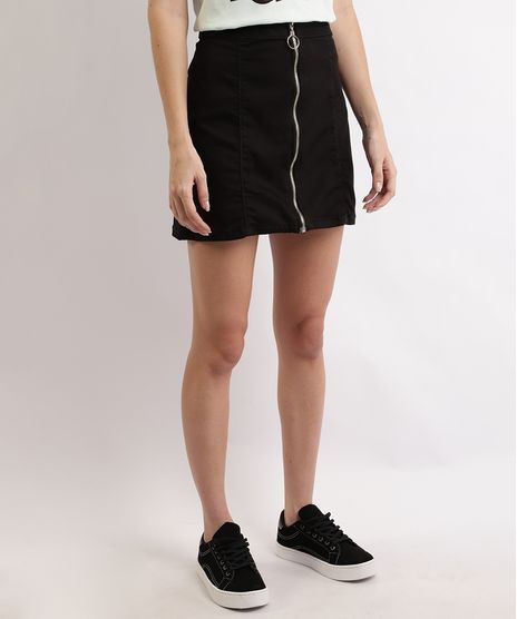 Saia-de-Sarja-Feminina-Curta-com-Recortes-e-Ziper-de-Argola-Preta-9964628-Preto_1