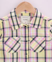 Camisa Infantil Estampada Xadrez de Festa Junina com Bolso Manga Longa Amarela detalhe gola
