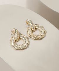 Brinco-Feminino-Folheado-2-em-1-Argola-Texturizada-Dourado-9966593-Dourado_2 Brinco-Feminino-Folheado-2-em-1-Argola-Texturizada-Dourado-9966593-Dourado_2